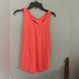 Athleta tank medium cute back